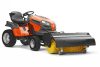Husqvarna Fűnyírótraktor – Előre szerelhető forgókefe